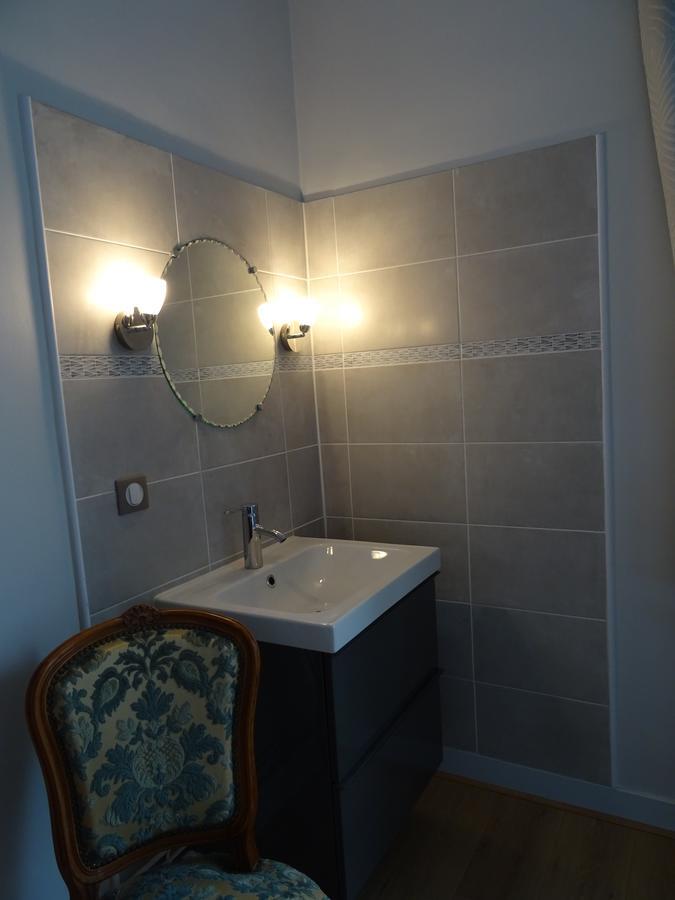 Chez Sylvie Hotel Sainte-Foy-lès-Lyon Eksteriør billede