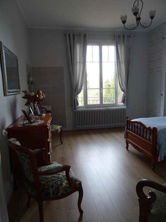 Chez Sylvie Hotel Sainte-Foy-lès-Lyon Eksteriør billede