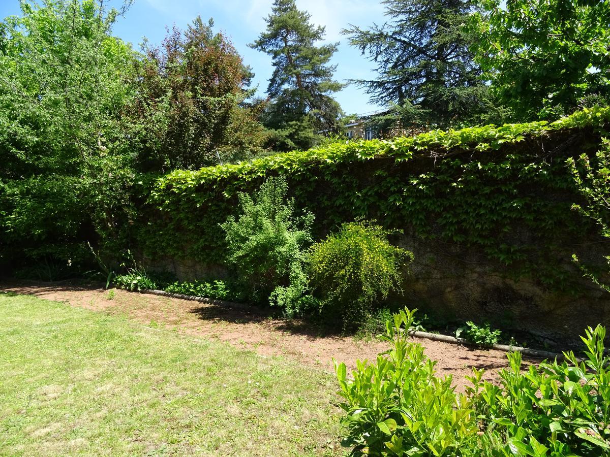 Chez Sylvie Hotel Sainte-Foy-lès-Lyon Eksteriør billede